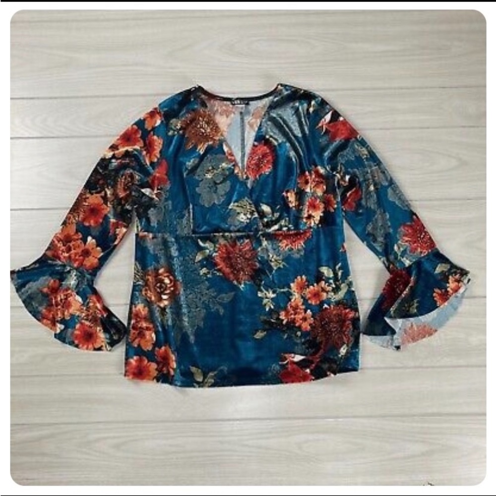 NWOT Venus Blue Floral Surplice Neck Velour Top with Bell Sleeves 1X